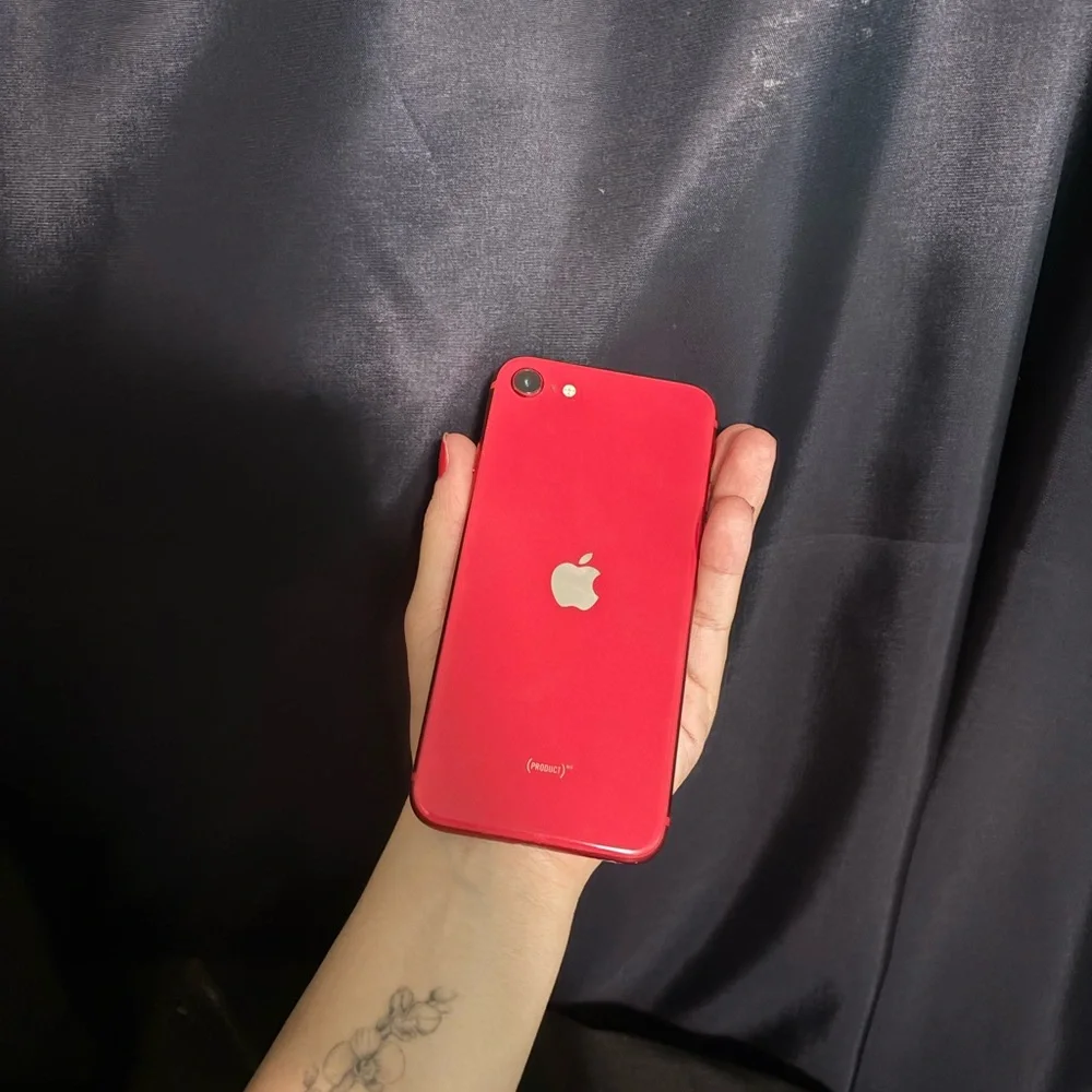 Red iPhone SE 3rd generation